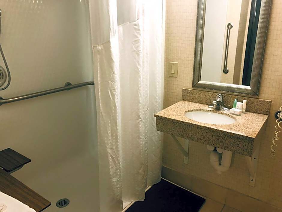 Wingate by Wyndham Ashland