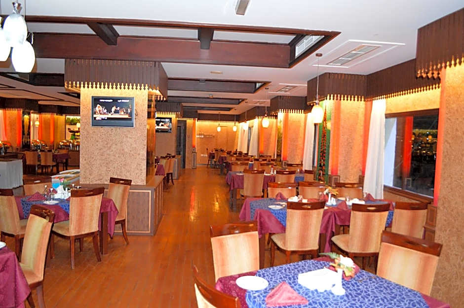 Ramee Guestline Hotel