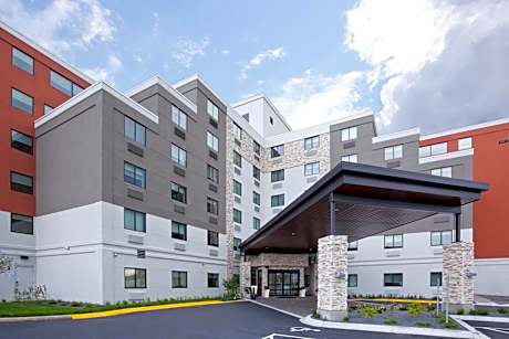 Holiday Inn Express Roseville-St. Paul By IHG