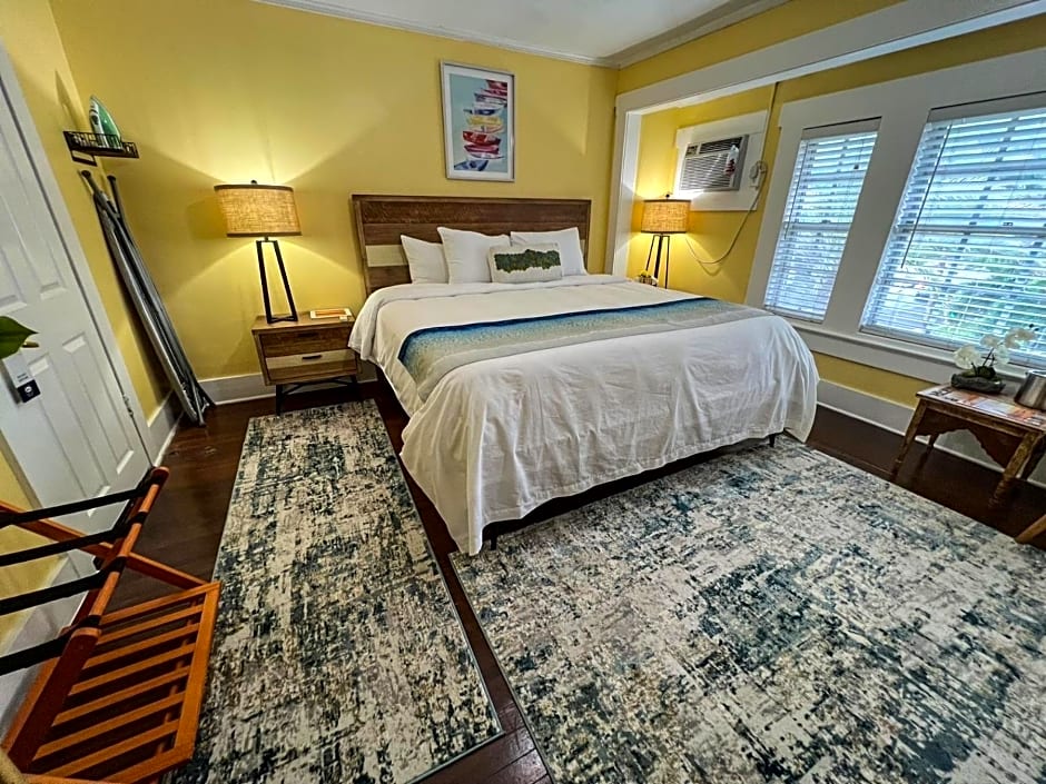 Vinoy House