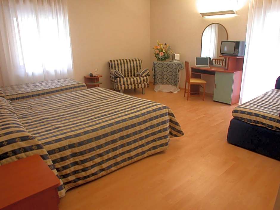 Photo 1 of 5 of Comfort 2 Beds
