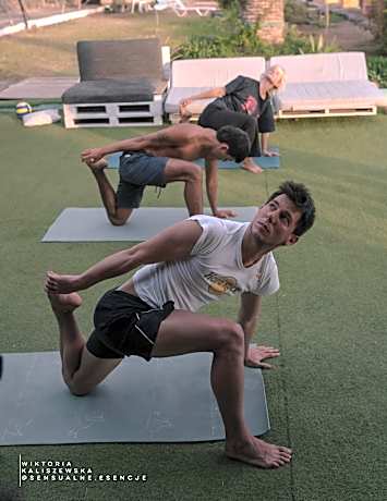 Single Bed in 6-Bed Dormitory Room