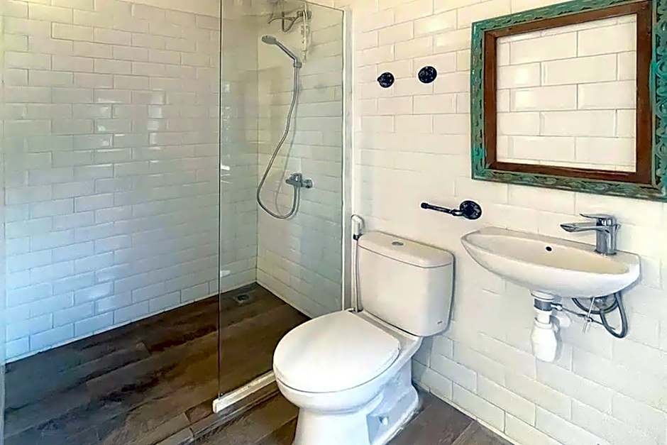 Urbanview Wisma Nirwana Tretes by RedDoorz