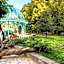 Golden Tulip Borjomi