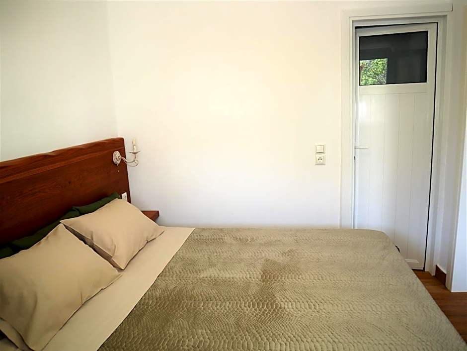 ΤΟ ΚΑΜΙΝΙ ΤΟΥ ΜΗΛΑ