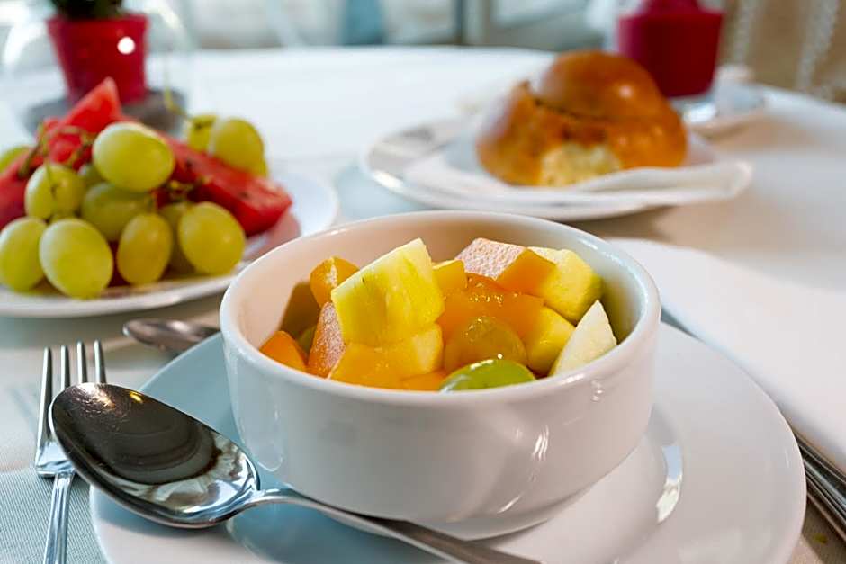Hellenia Yachting Hotel & SPA