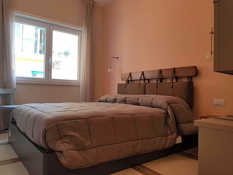 Euforia Napoli - Tre Sedi - Three Locations