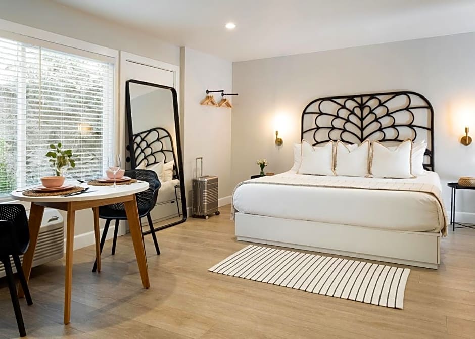 Laguna Beach Lodge