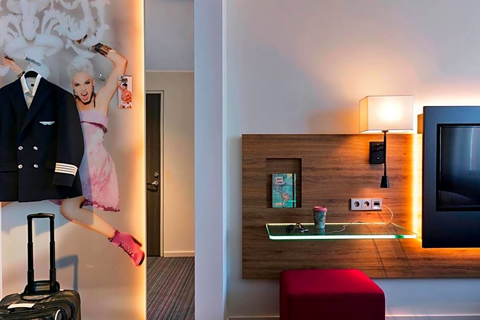 Moxy by Marriott Vienna Airport