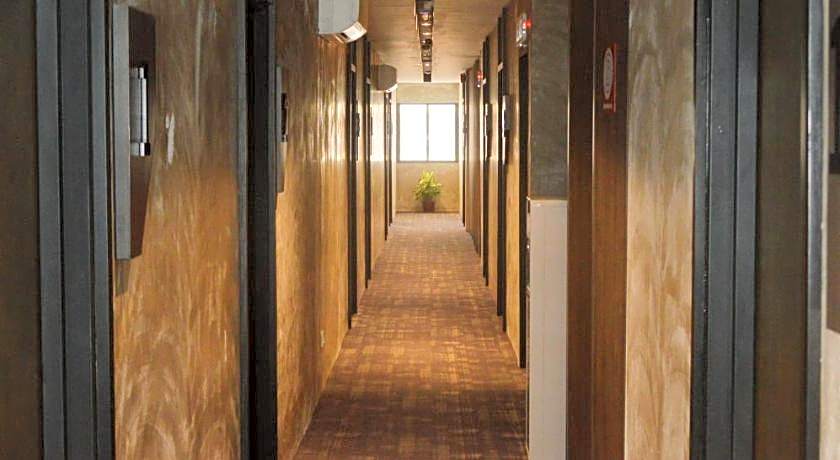 De Luna Hotel Sri Petaling