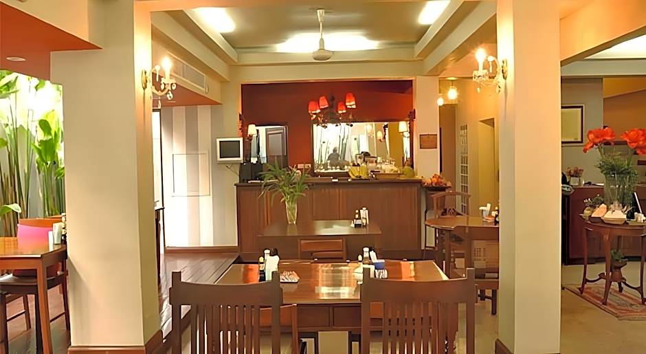 Sourire at Rattanakosin Island Hotel