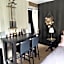 La chambre et le studio du château du golf de Bernalmont