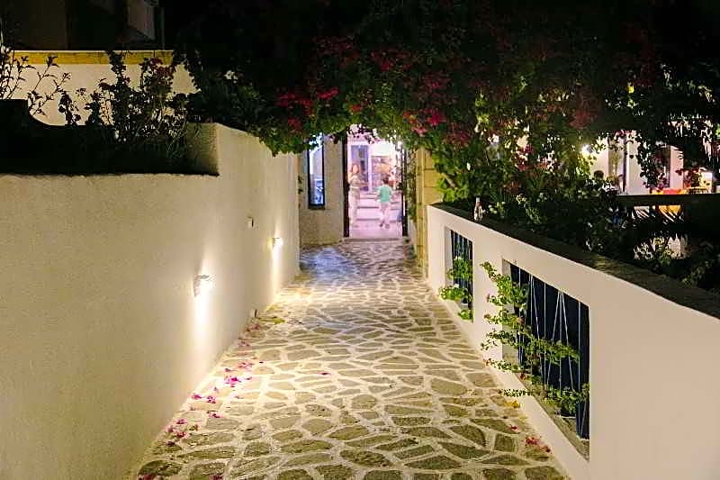 Ekaterini Hotel-Apartments