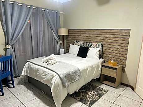 Double Room with Pool View