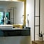 L3 Oasis Hotel