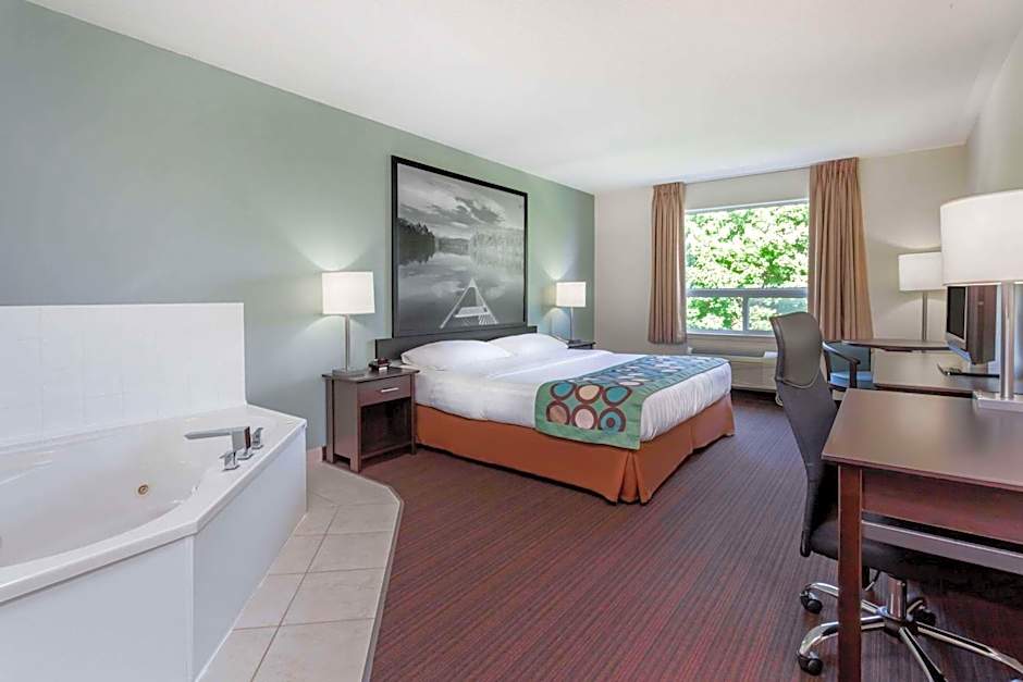 Super 8 by Wyndham Peterborough