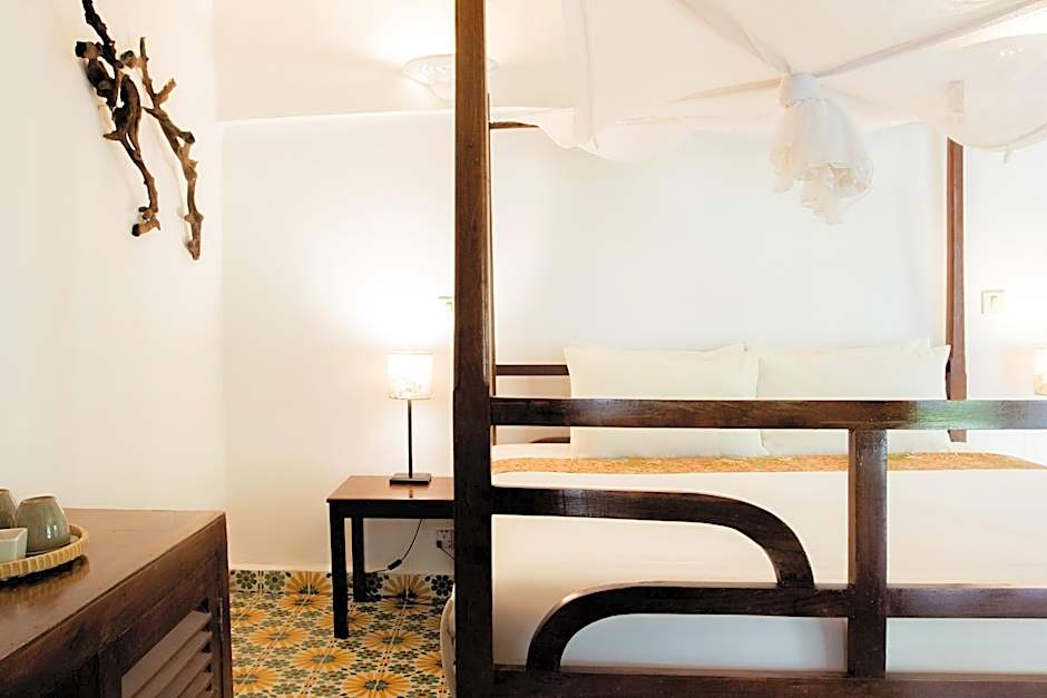 Sambor Village Hotel