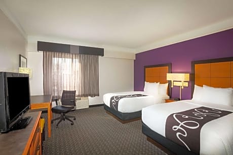 2 Full Beds Non-Smoking