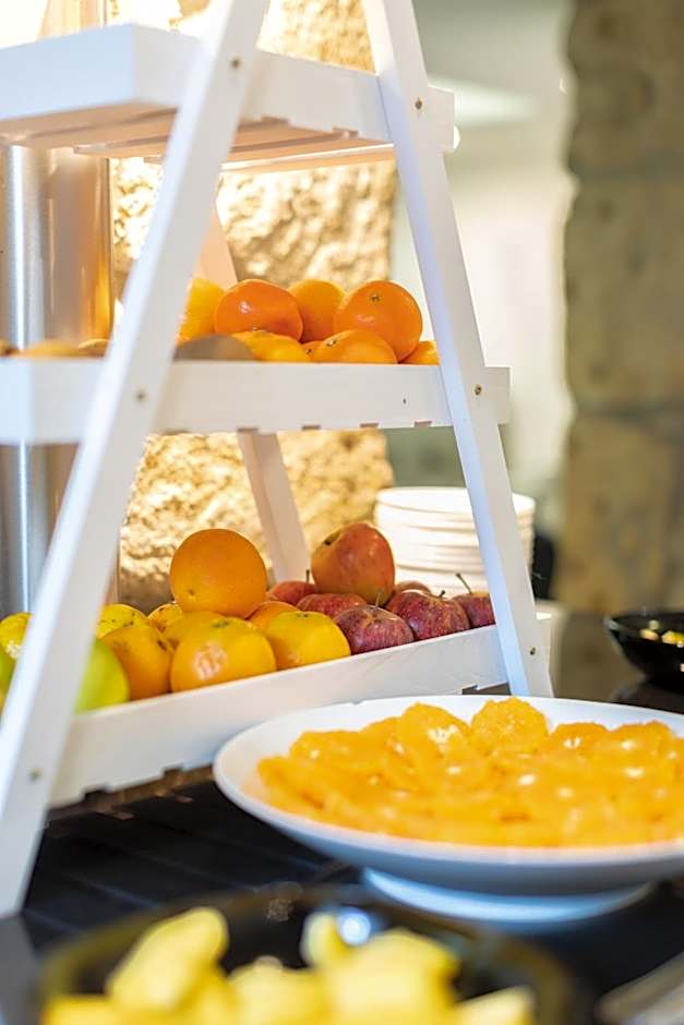 Legendary Porto Hotel