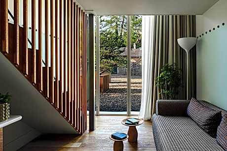 Treehouse room