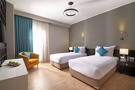 Suite with City View