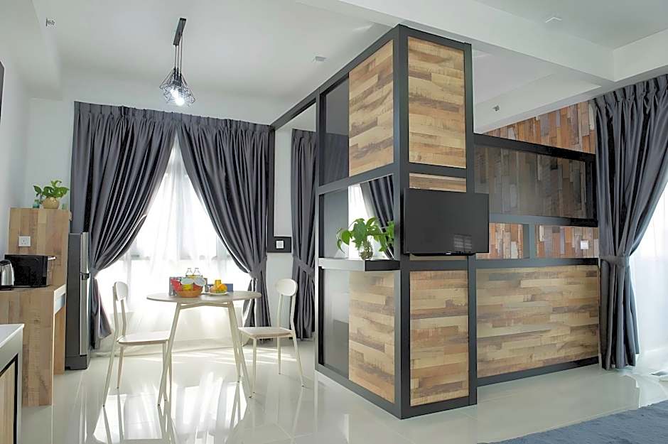 Ezzyhome Medini