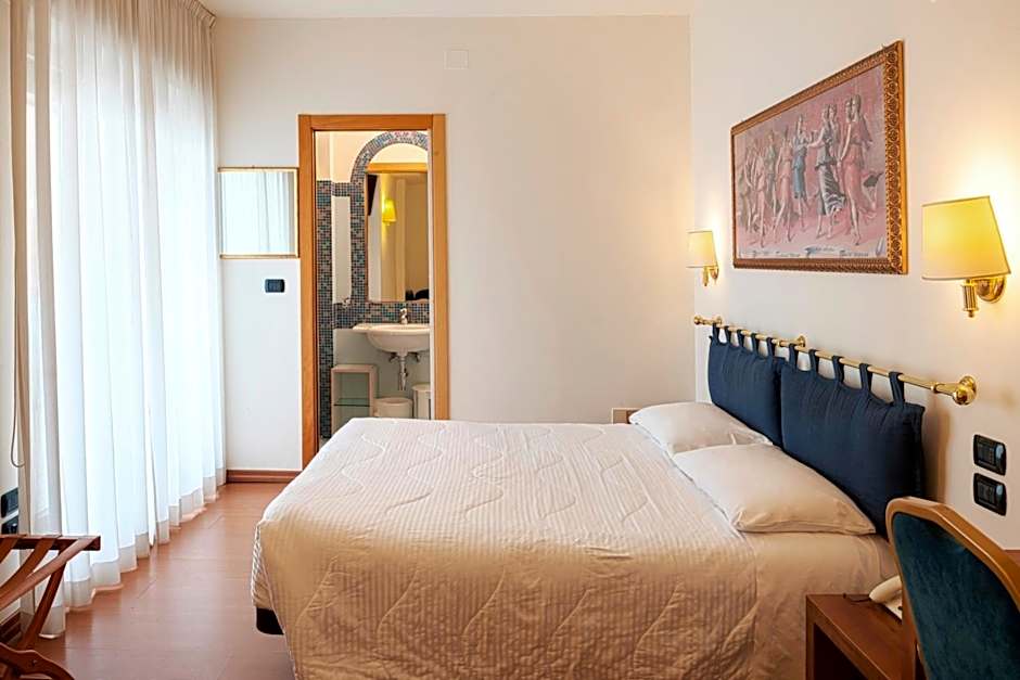 Hotel International