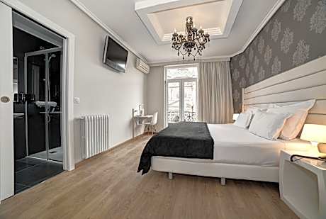 Double Room with View of El Pilar