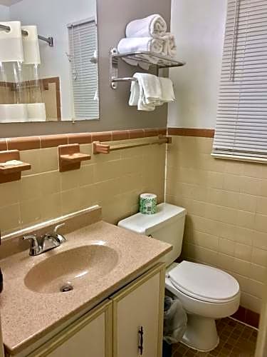 Twi-Lite motel