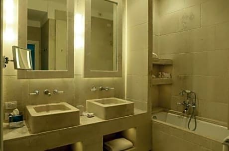 One-Bedroom Apartment - Split Level - Il Borgo