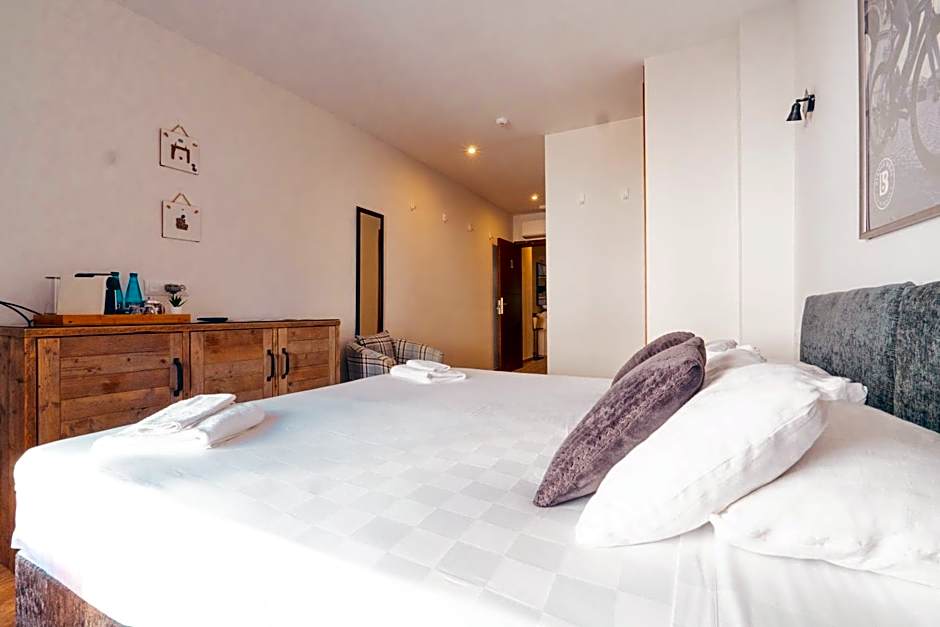 Blanca Boutique Hotel