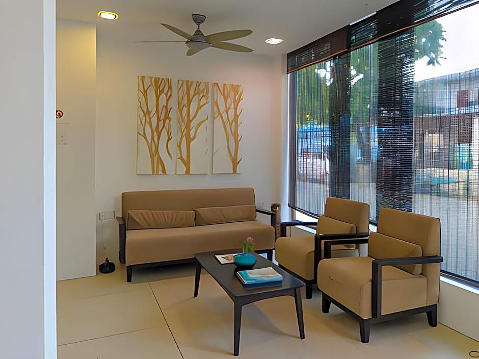 Aquzz Hotel & Spa Maafushi Maldives