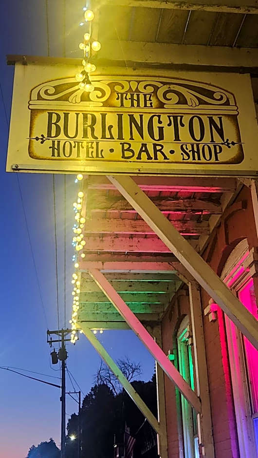 The Burlington Hotel & Bar - Alma WI