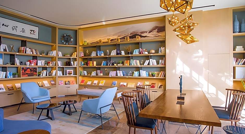 Atour Hotel Urumqi High Speed Railway Station Economic Development Zone