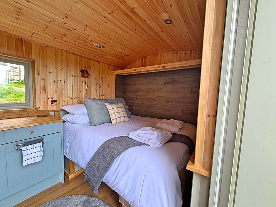 Peak District Shepherds Hut