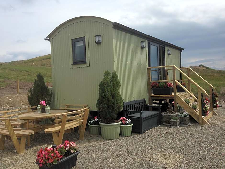Upper Gilwern Quarry Hut