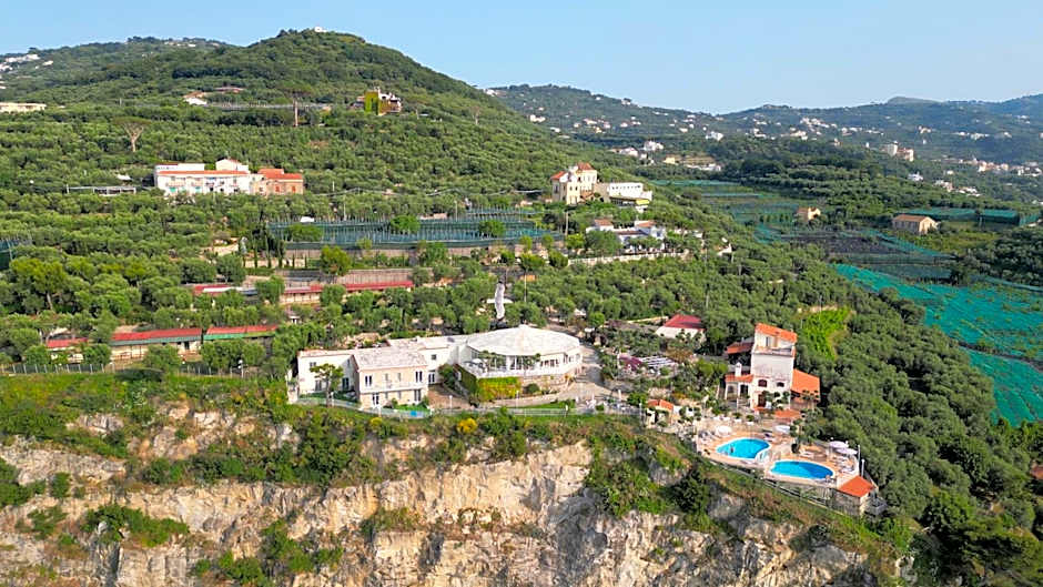 Villaggio Villa Lubrense