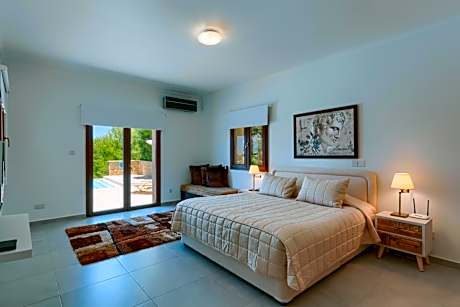 Five-Bedroom Superior Villa with Private Pool