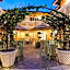 Sun Harbour Boutique Hotel