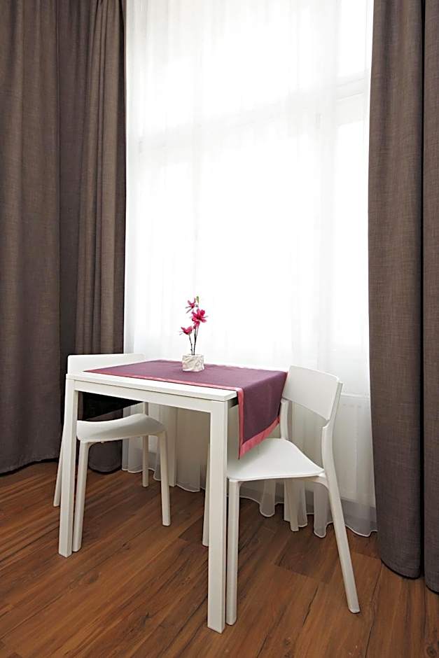 Elizabeth Suites