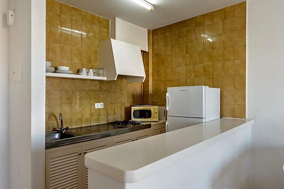 Apartamentos San Antonio Beach