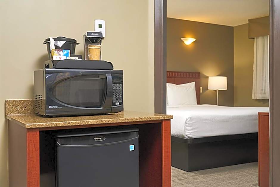 Canad Inns Destination Centre - Fort Garry