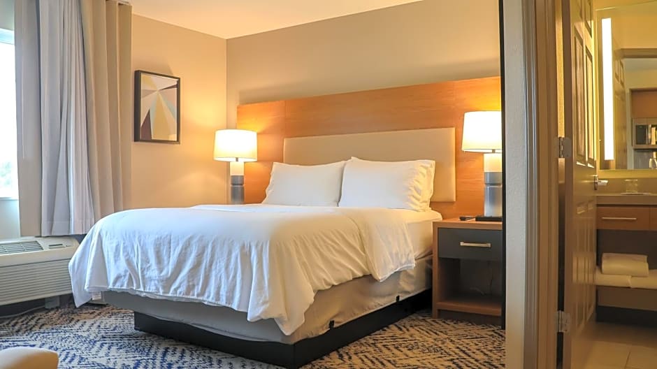 Candlewood Suites Peoria At Grand Prairie Hotel