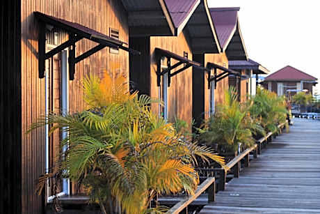 Derawan Fisheries Cottage
