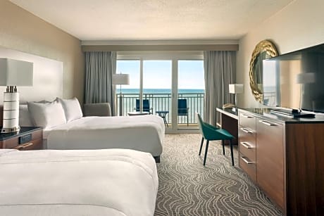 Guest room, 2 Queen, Oceanfront, Balcony