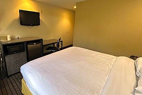 Queen Suite