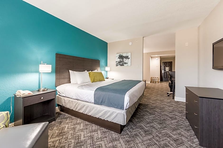 Best Western Plus Sebastian Hotel & Suites