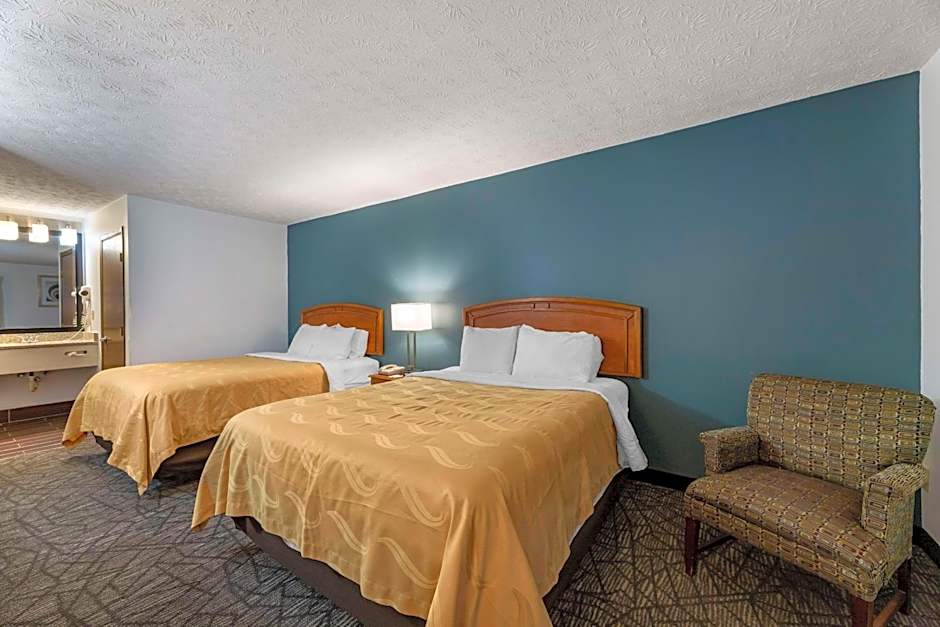Quality Inn Youngstown