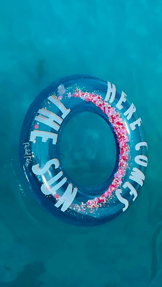 The Classic Desert Aire Hotel