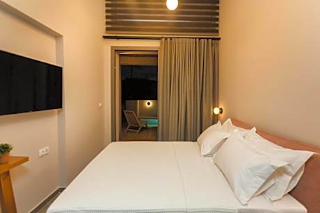 Suite with Private Pool